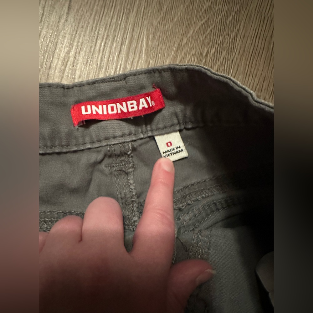 Women’s Union Bay shorts- size 0 (24) - Picture 3 of 4